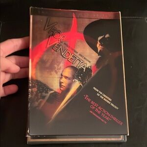 V for Vendetta DVD - Black